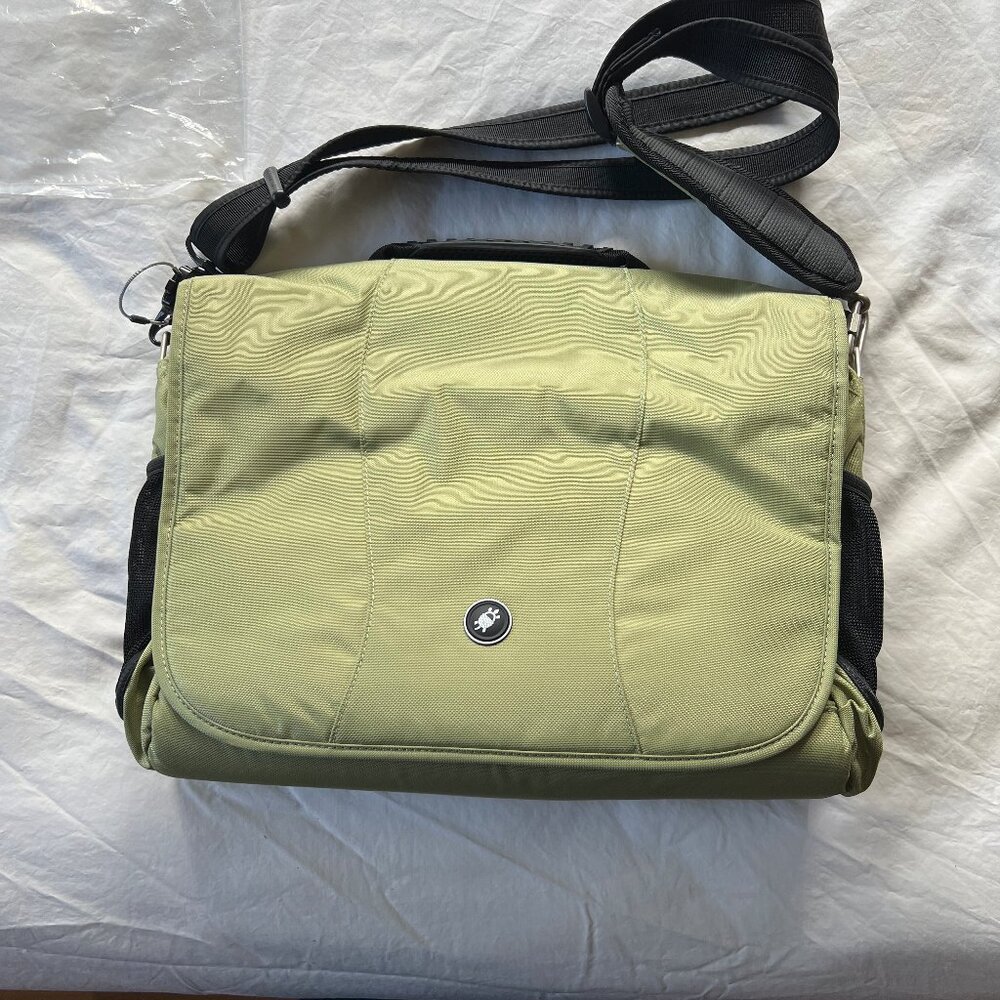Pacsafe Anti-theft CourierSafe 100 messenger bag in sage green